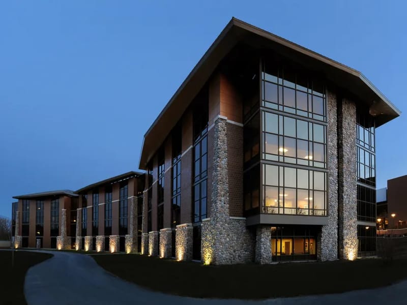 Henry Ford Health West Bloomfield Hospital - Hospital in W Bloomfield, MI photo 3