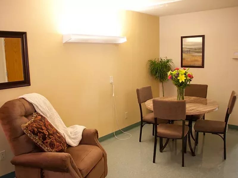 Beloved Health and Rehabilitation Center — Nursing Home, Hannibal, MO · photo 2