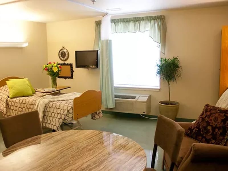 Beloved Health and Rehabilitation Center — Nursing Home, Hannibal, MO · photo 3