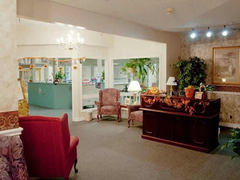 Colonial Nursing & Rehabilitation Center — Nursing Home, Lindale, TX · photo 2