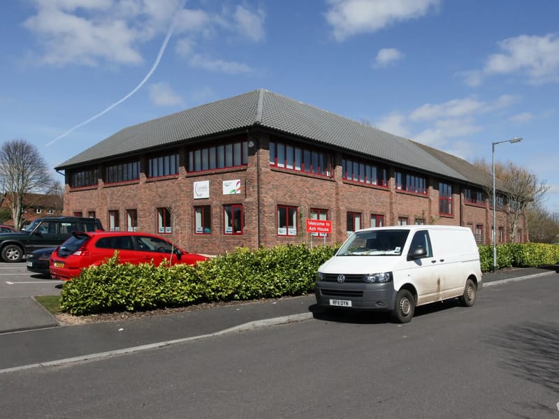 Ash House - Assisted Living in Taunton, England photo 2