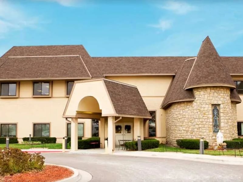 Aspire Senior Living Joplin - Nursing Home in Joplin, MO photo 3