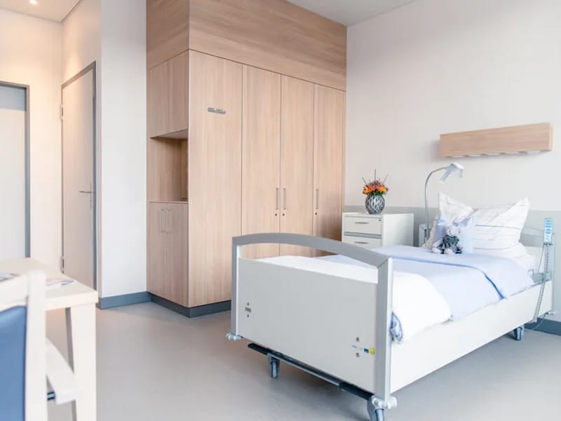 Pflegezentrum Spital Limmattal - Krankenhaus in Schlieren, Zurich photo 2