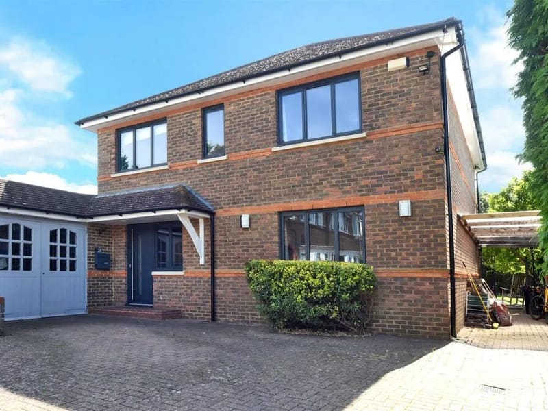 Link House - Assisted Living in Surbiton, England photo 6