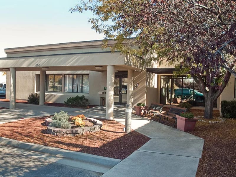 Life Care Center of Farmington - Nursing Home in Farmington, NM photo 3