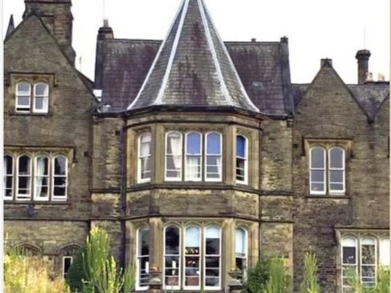 Bickham House - Assisted Living in Altrincham, England photo 1
