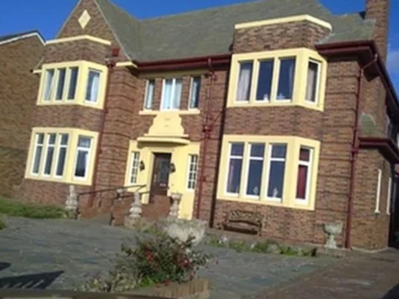 Merwood Rest Home - Assisted Living in Blackpool, England photo 2