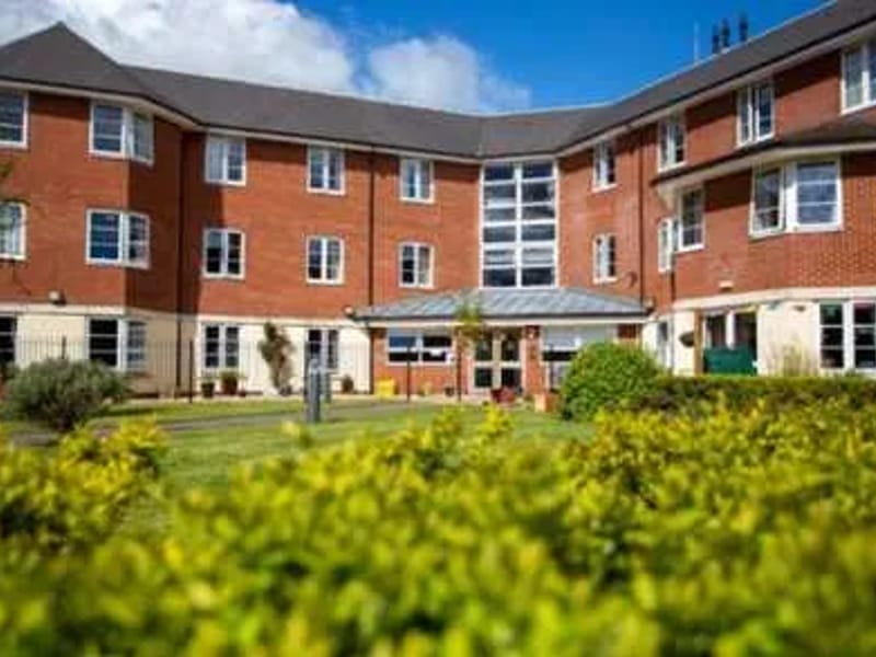 Princess Lodge Care Centre - Nursing Home in Swindon, England photo 2