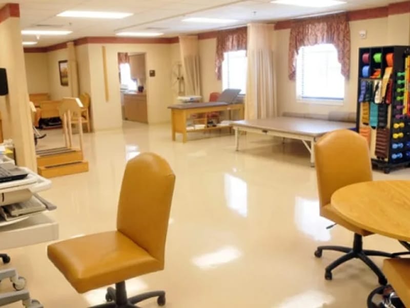 Arlington Rehabilitation & Healthcare Center - Nursing Home in Birmingham, AL photo 3