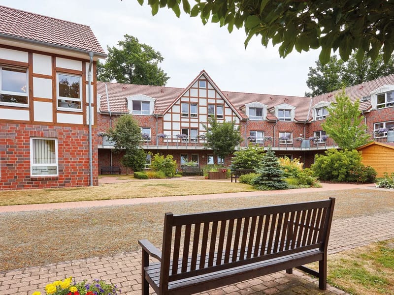 "Haus Eichhof" - Pflegeheim in Hambergen, Niedersachsen photo 1
