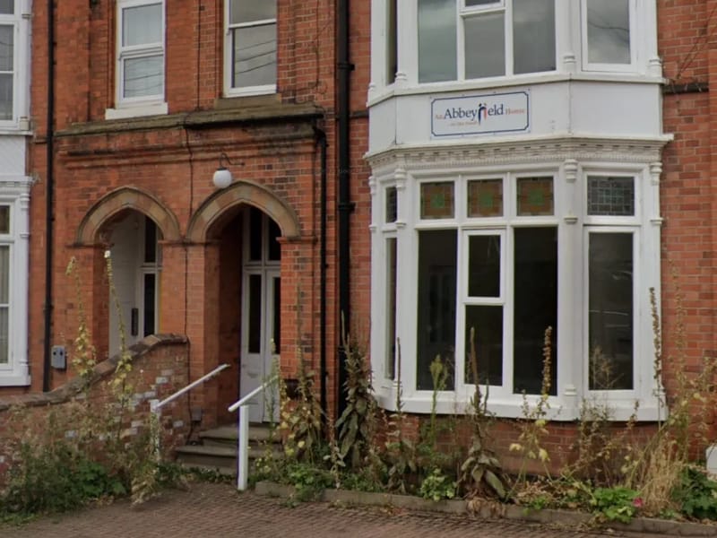 Ayeesha-Raj Care Home - Nursing Home in Loughborough, England photo 2