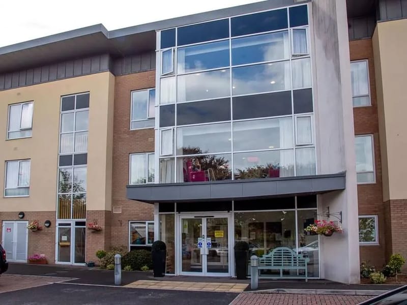 Anning House - Assisted Living in Weymouth, England photo 3