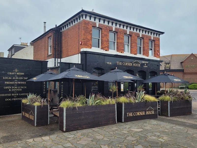 The Corner House - Nursing Home in Worthing, England photo 1