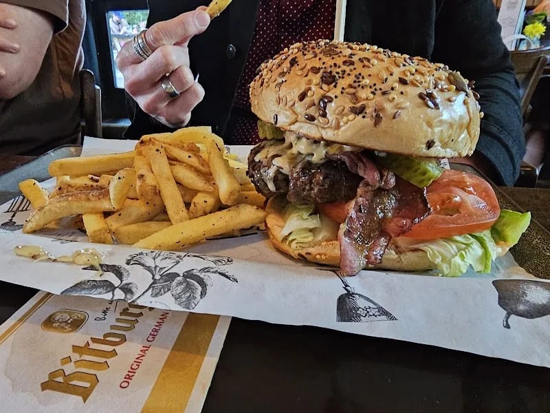 The Corner House - Nursing Home in Worthing, England photo 8