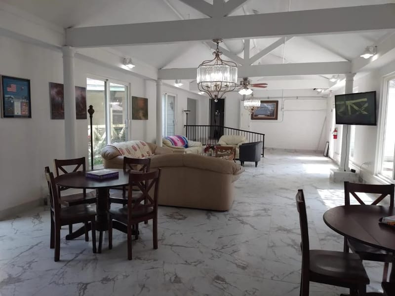 Above And Beyond Assisted Living - Assisted Living in Conroe, TX photo 2