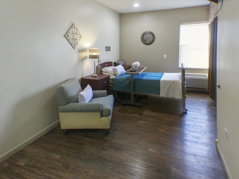 Senior Suites Healthcare — Nursing Home, Broken Arrow, OK · photo 3