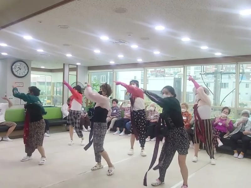 아리랑재가노인복지센터 - 요양원 in 밀양시, 경상남도 photo 3