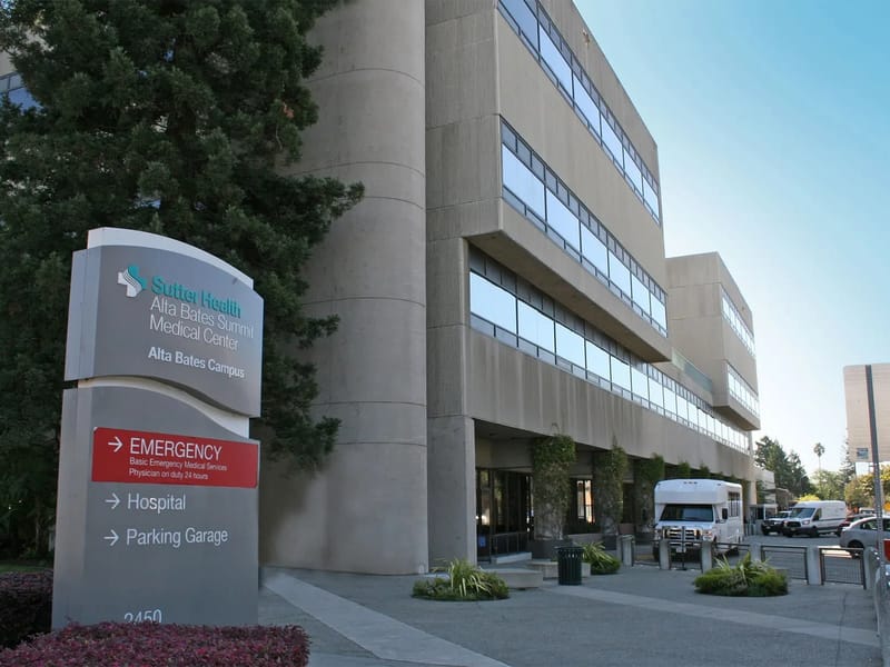 Alta Bates Summit Medical Center - Summit Campus - Hospital in Oakland, CA photo 3