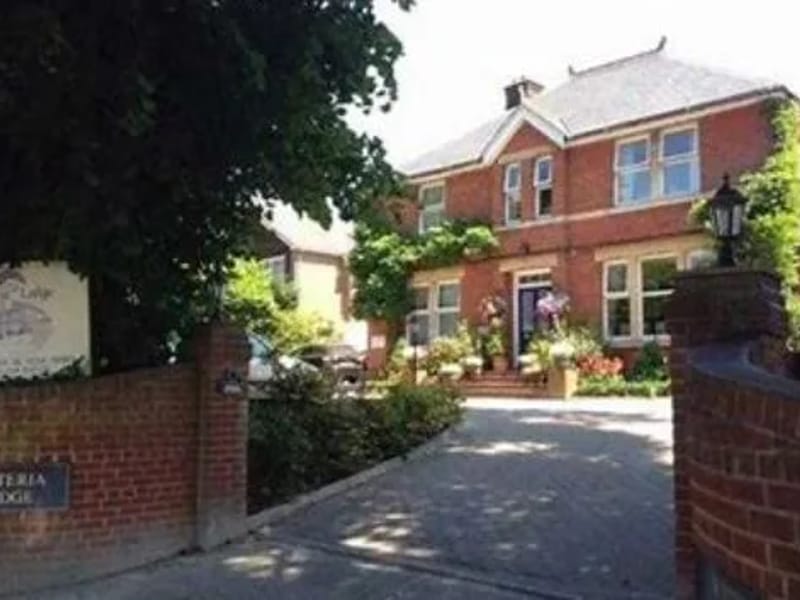 Bayith Rest Home - Assisted Living in Waterlooville, England photo 2