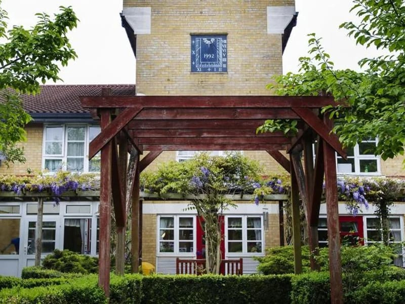 Aashna House Residential Care Home in London, England photo 1