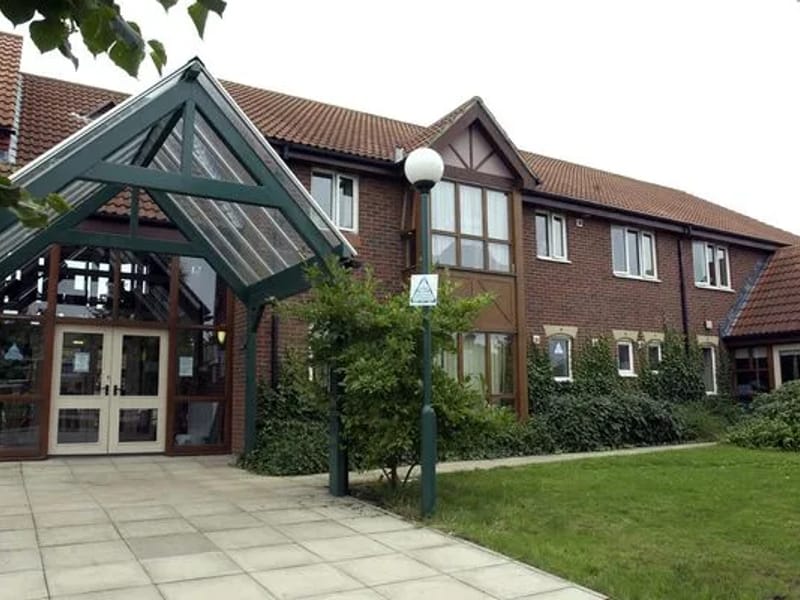 Cranwell Court - Nursing Home in Grimsby, England photo 2