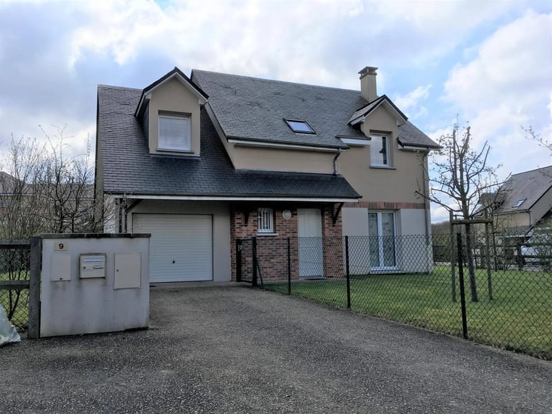 Residence Les Perrets - Maison de Retraite in LE MESNIL ESNARD, Normandie photo 3