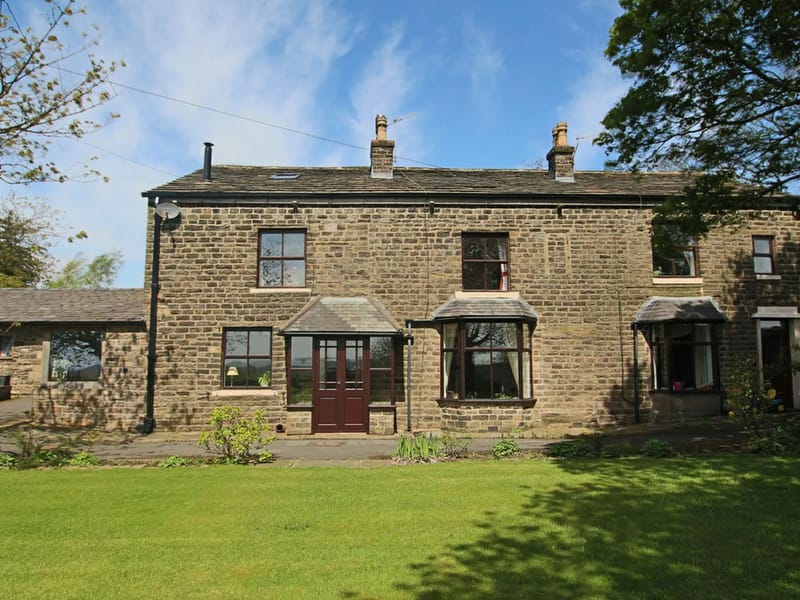 Mount View House in Rochdale, England photo 1