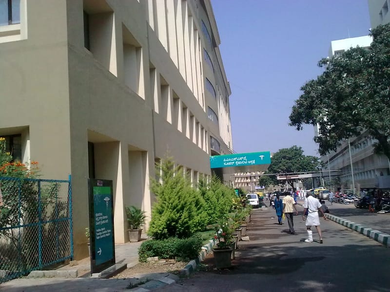 SGS Super Specialty Hospital (Run By Shree Hari Arogyam Foundation) - अस्पताल in Gandhinagar, Gujarat photo 3