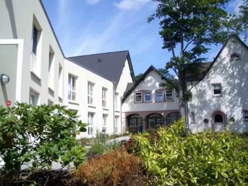 CURATA Seniorenheim Bad Münstereifel Kurzzeitpflege nach SGB XI / Verhinderungspflege - Pflegeheim in Bad Münstereifel, Nordrhein-Westfalen photo 1