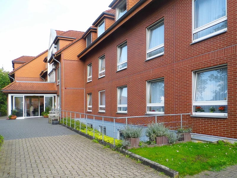 CURATA Seniorenheim Bad Münstereifel Kurzzeitpflege nach SGB XI / Verhinderungspflege - Pflegeheim in Bad Münstereifel, Nordrhein-Westfalen photo 2