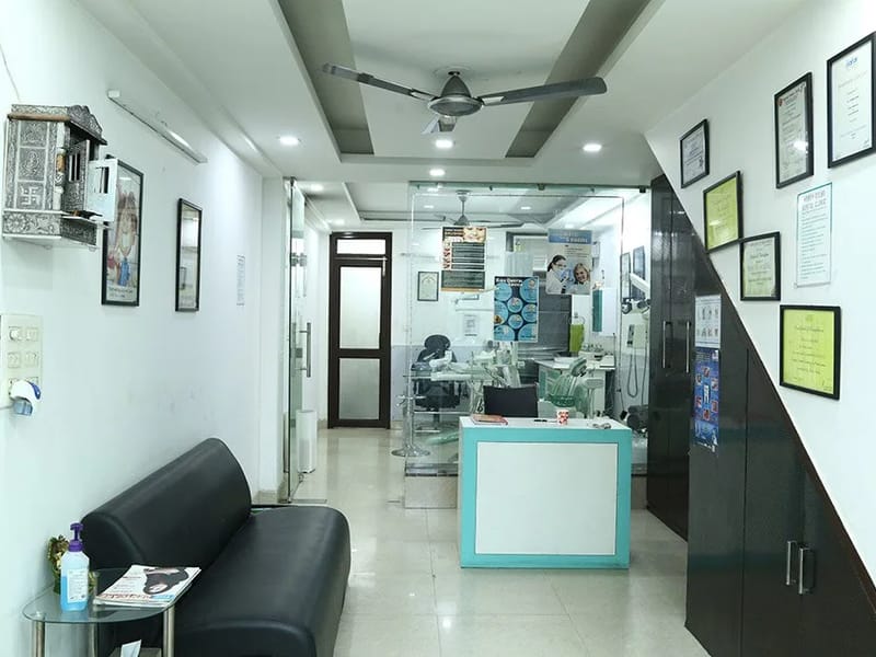 The Tooth Clinic - वृद्धाश्रम in North West Delhi, Delhi photo 2