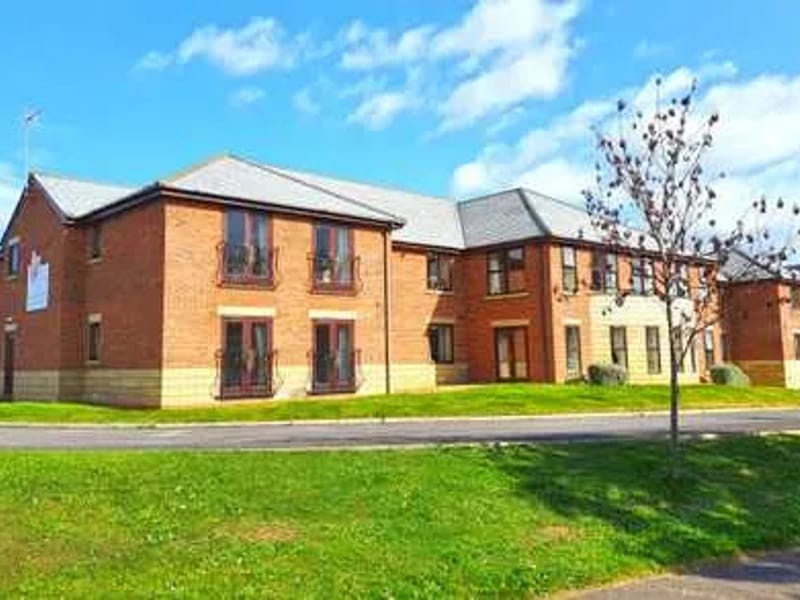 Guisborough Manor Care Home - Nursing Home in Guisborough, England photo 2