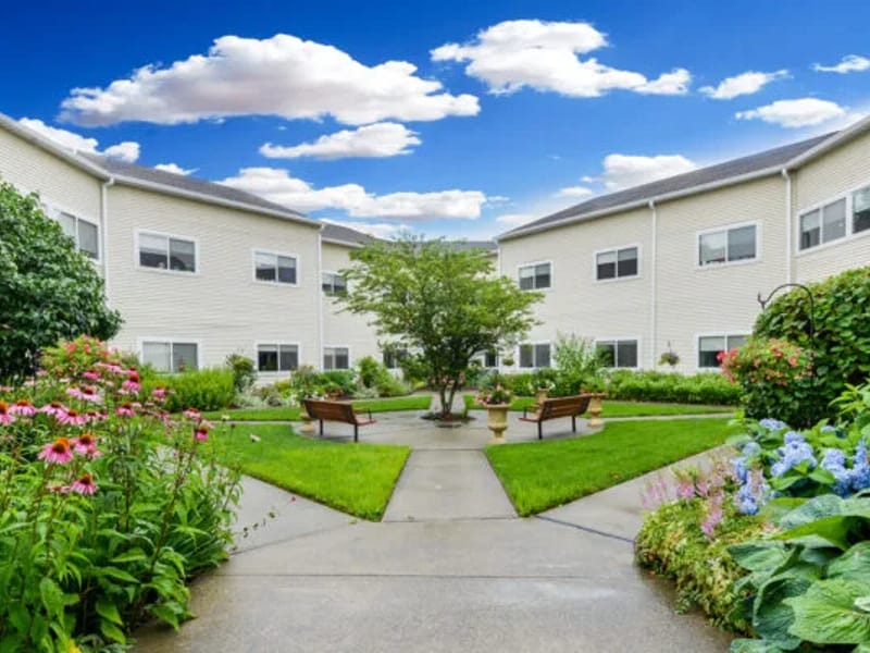 Cambridge Health and Rehabilitation Center — Assisted Living, Fairfield, CT · photo 3