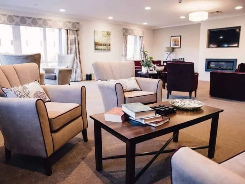 Lady of the Vale Care Home - Nursing Home in Altrincham, England photo 5