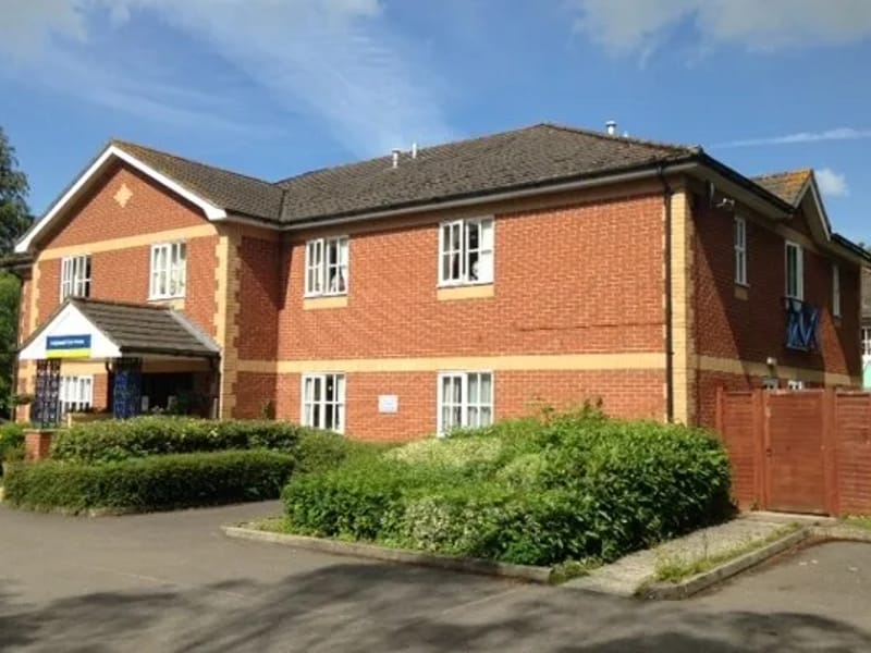Ladymead Care Home - Nursing Home in Swindon, England photo 2
