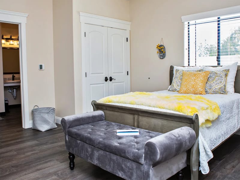 Bee Hive Homes Of Arrowhead - Assisted Living in Glendale, AZ photo 2