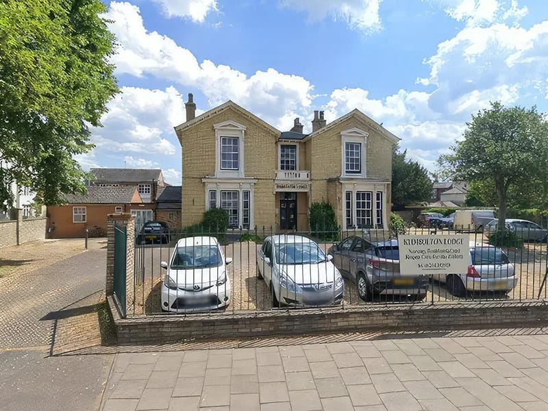 Kimbolton in Bedford, England photo 1