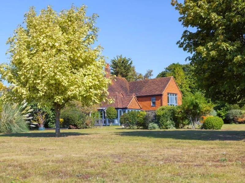 Oakmead in Aylesbury, England photo 1