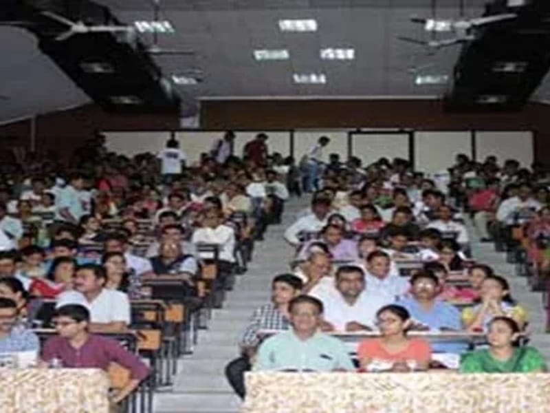 Surat Institute of Medical Science LLP - वृद्धाश्रम in Surat, Gujarat photo 3