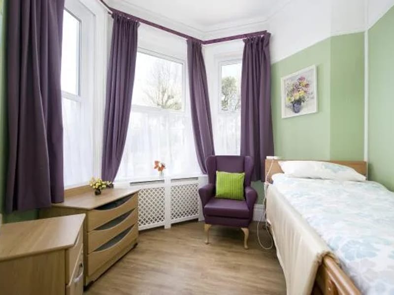 Portelet Manor Rest Home - Assisted Living in Bournemouth, England photo 3
