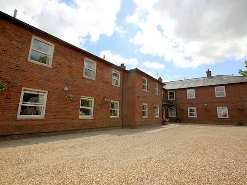 Mabbs Hall Care Home - Nursing Home in Mildenhall, England photo 2