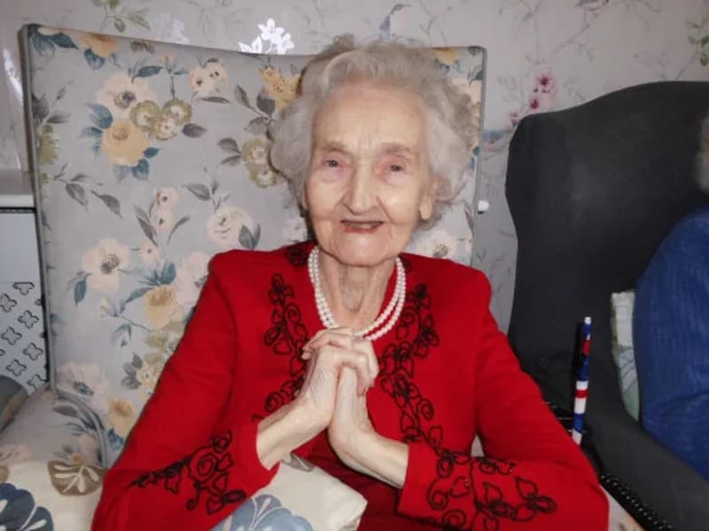 The Pantiles Care Home Limited - Nursing Home in Ashtead, England photo 2