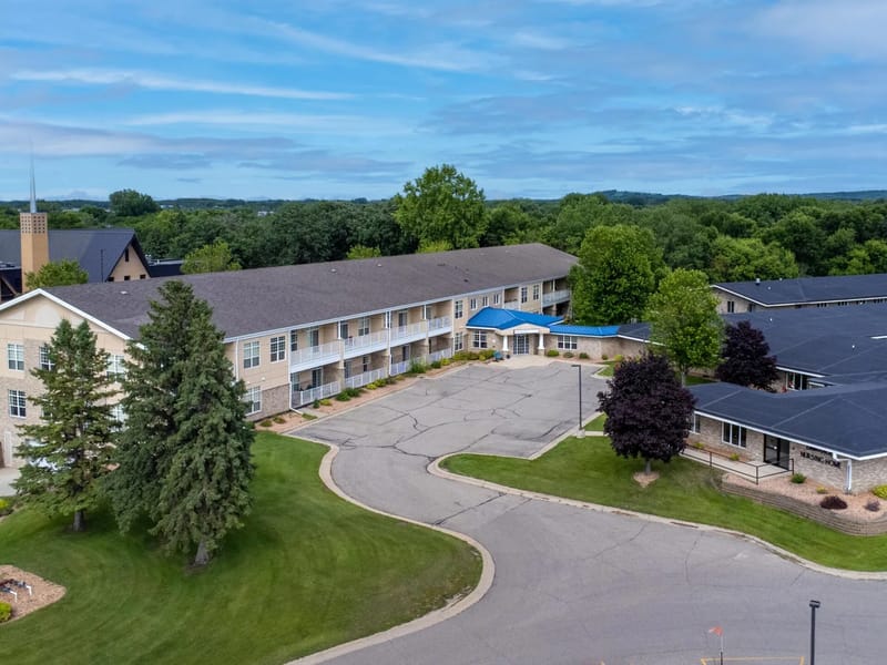 Emmanuel Nursing Home - Nursing Home in Detroit Lakes, MN photo 2