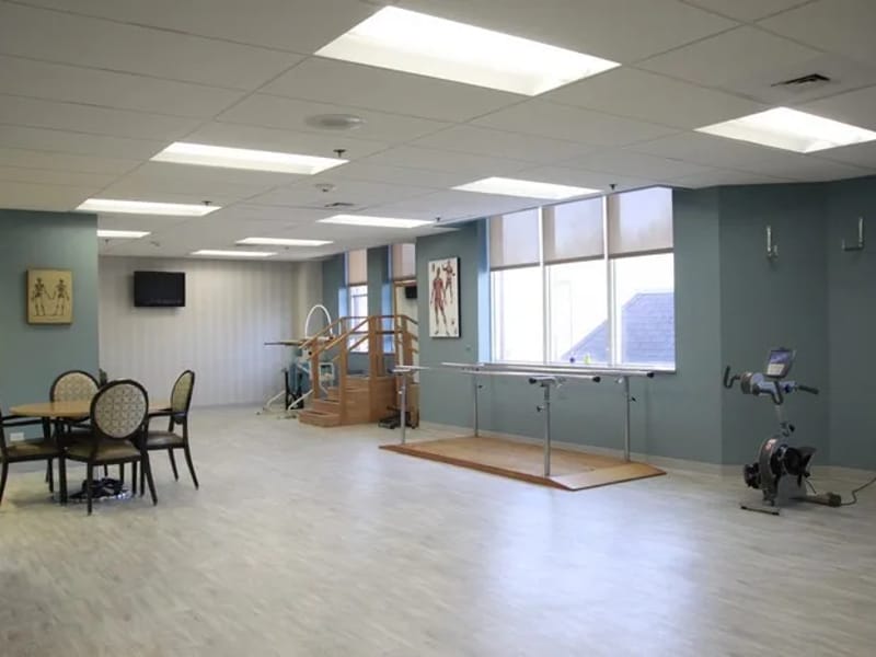 Belhaven Nursing & Rehab Center - Nursing Home in Chicago, IL photo 2