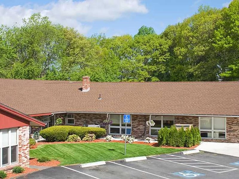 Grandview Center - Nursing Home in Cumberland, RI photo 1