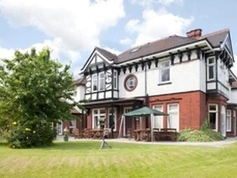 Alexandra Nursing & Residential Home - Nursing Home in Rotherham, England photo 2