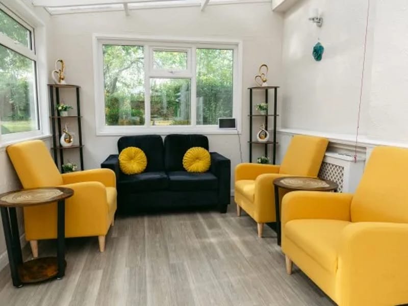 Stanborough Lodge - Nursing Home in Welwyn Garden City, England photo 2