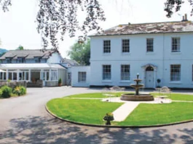 Winslow Court - Assisted Living in Bromyard, England photo 3