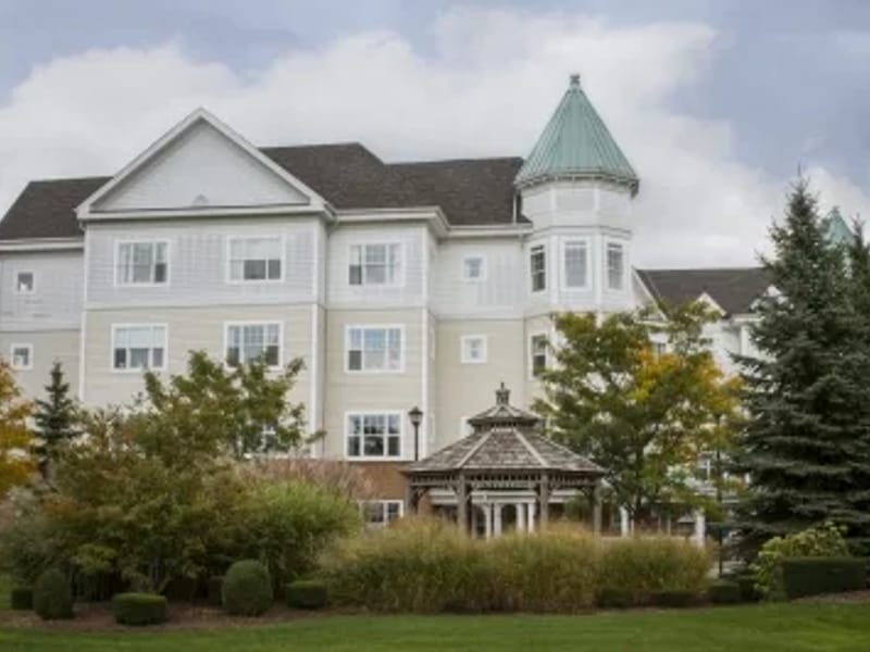 Extendicare/Southwood Lakes - Nursing Home in Windsor, ON photo 3