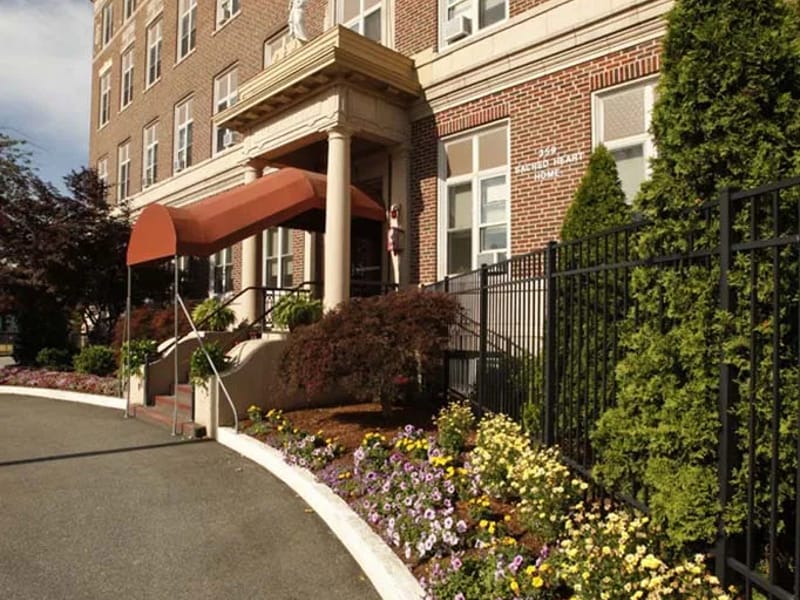 Sacred Heart Nursing Home - Nursing Home in New Bedford, MA photo 2